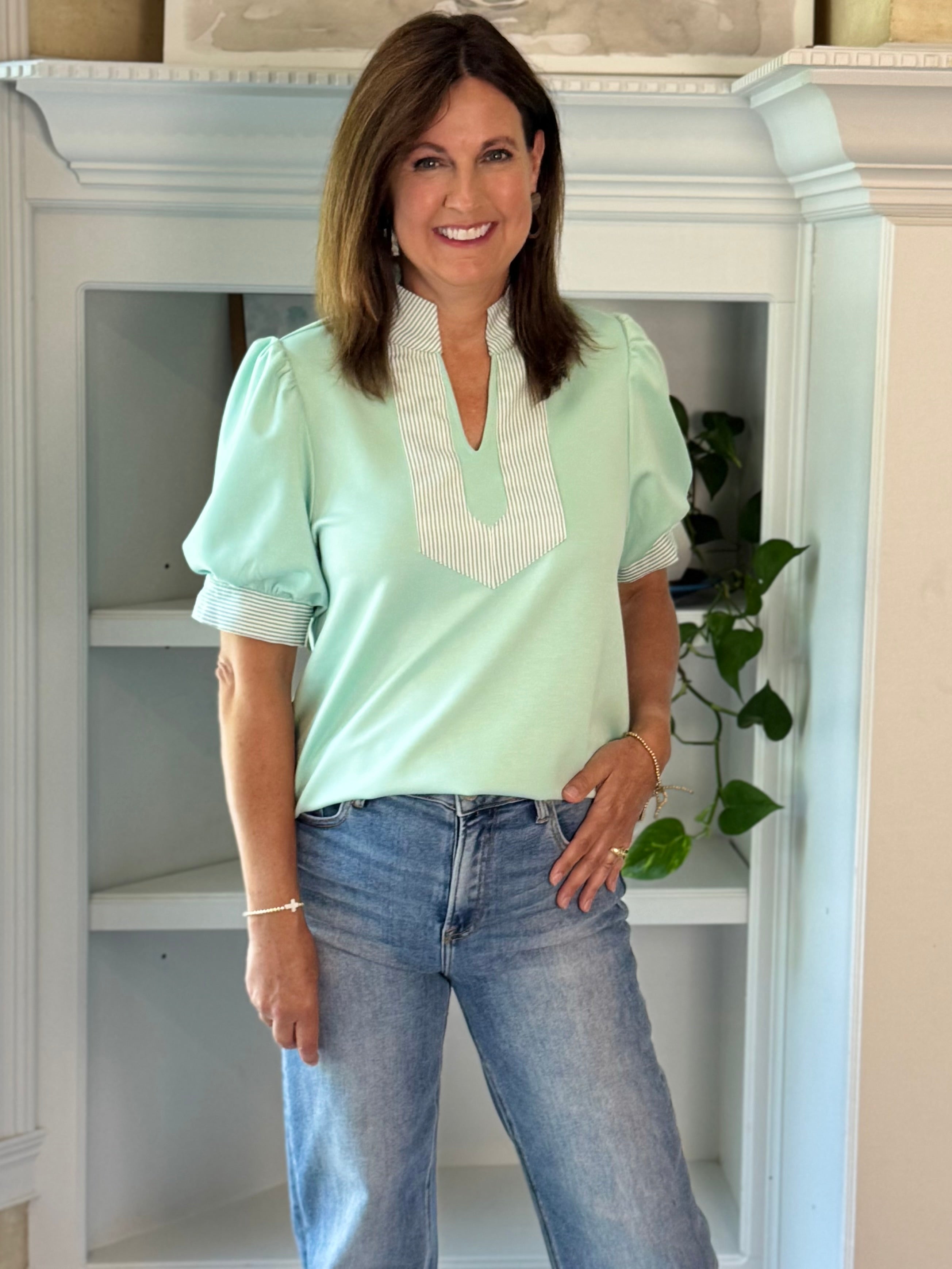 Timeless Contrast Top - Mint