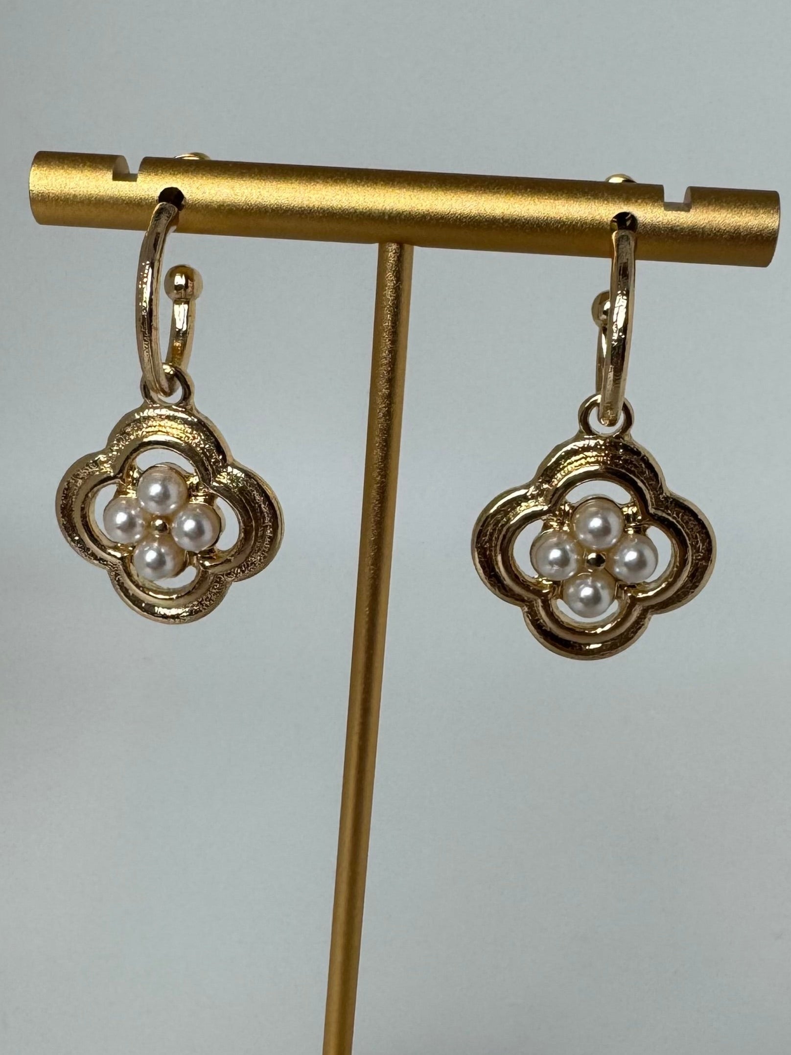 Pearl Clover Hoop Earrings