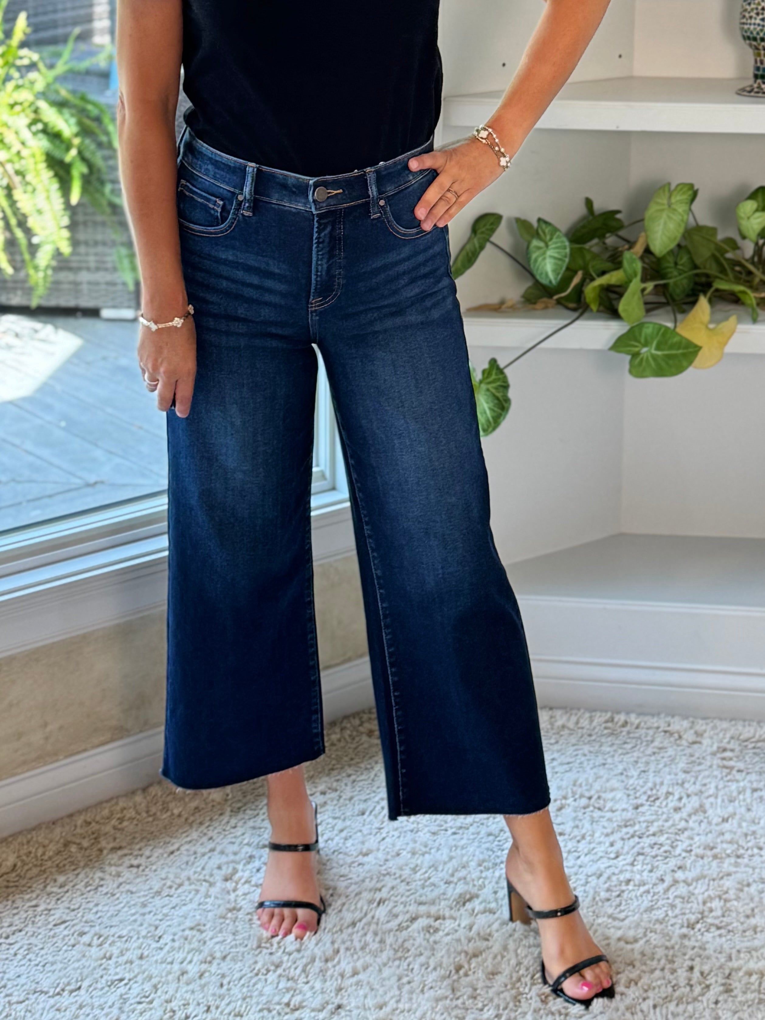 Risen High-Rise Wide Leg Crop Jeans - Dark Blue