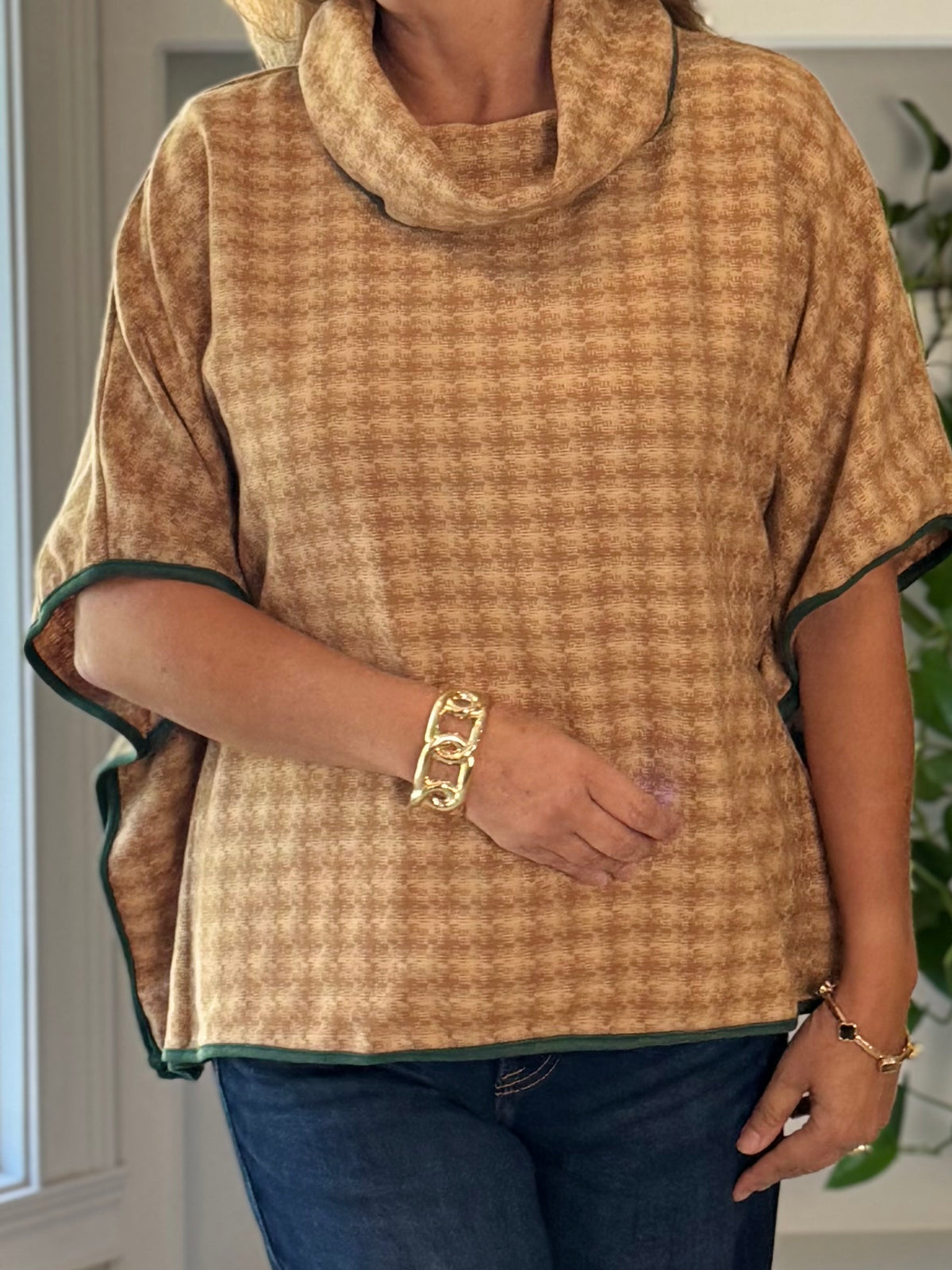 Simply Irresistible Houndstooth Poncho