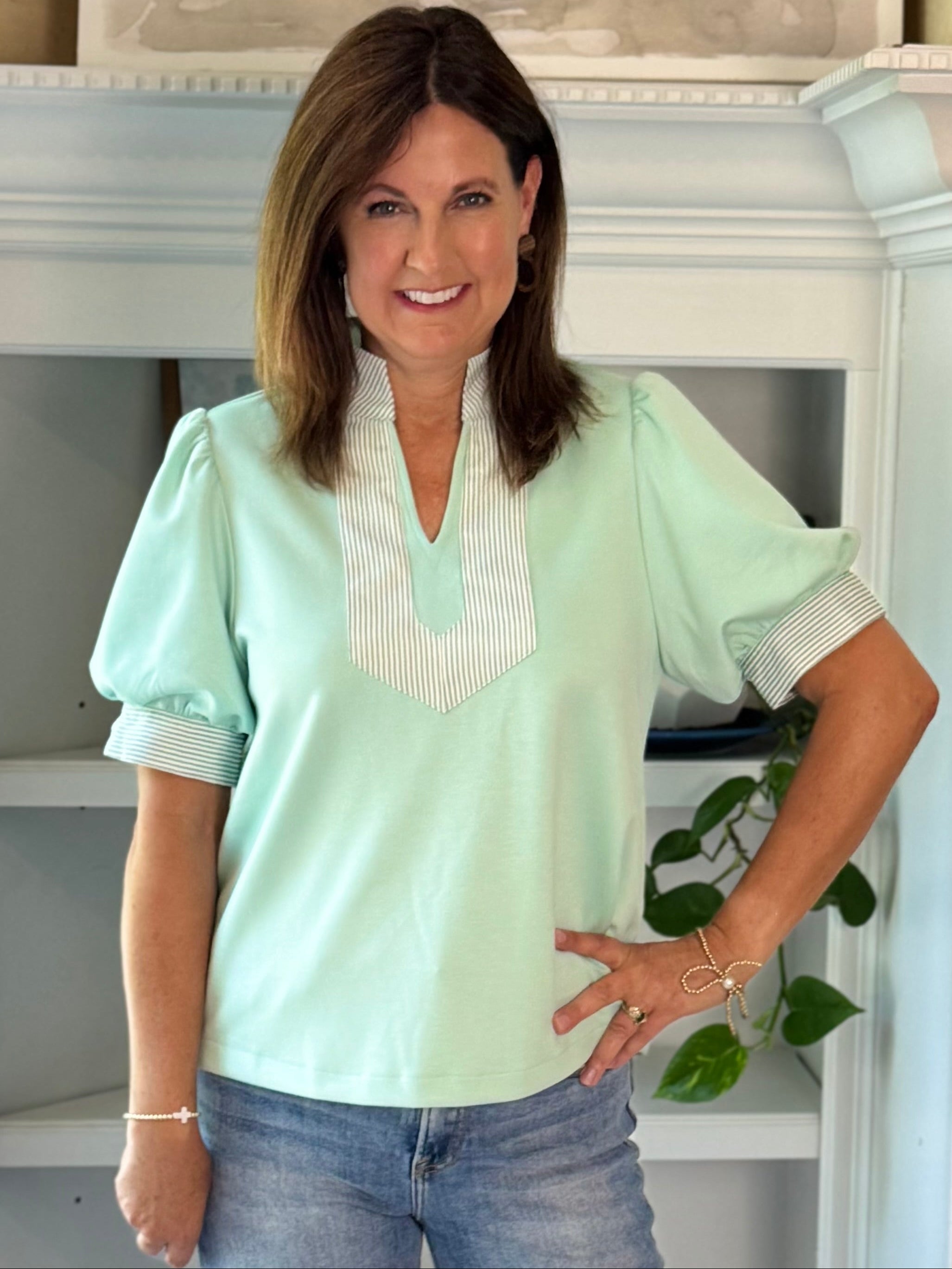 Timeless Contrast Top - Mint