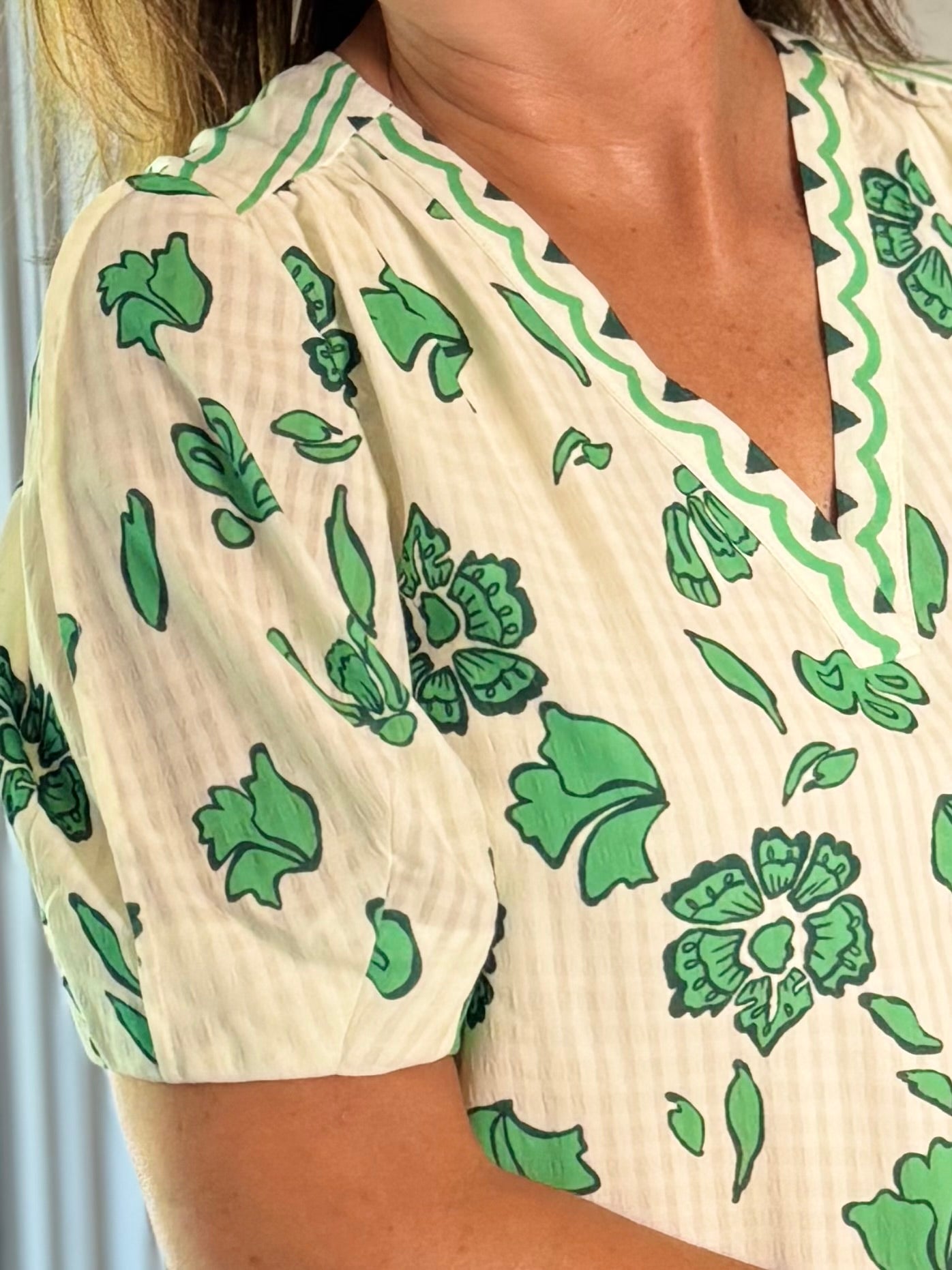 Current Air Greenlight Top