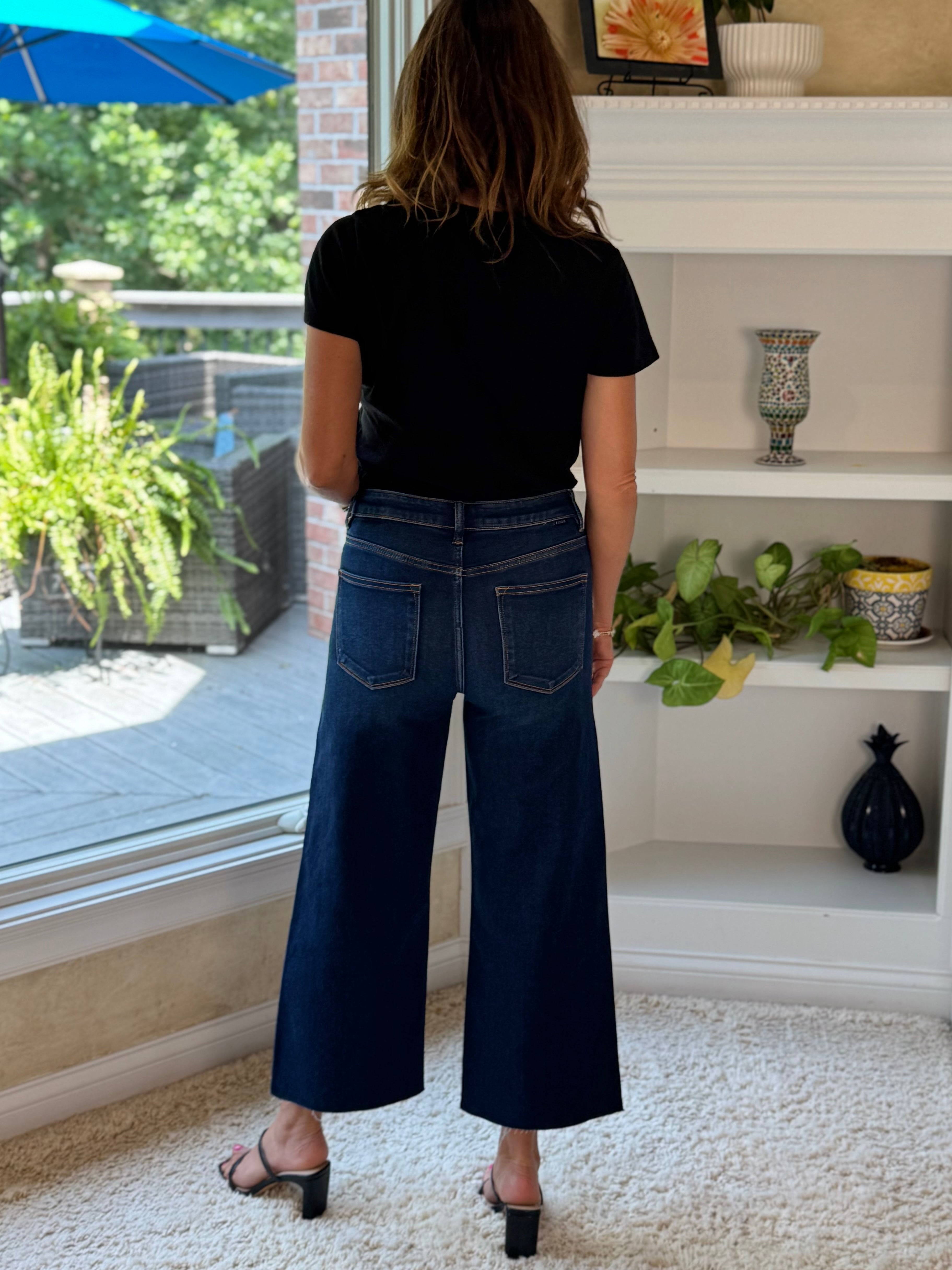 Risen High-Rise Wide Leg Crop Jeans - Dark Blue