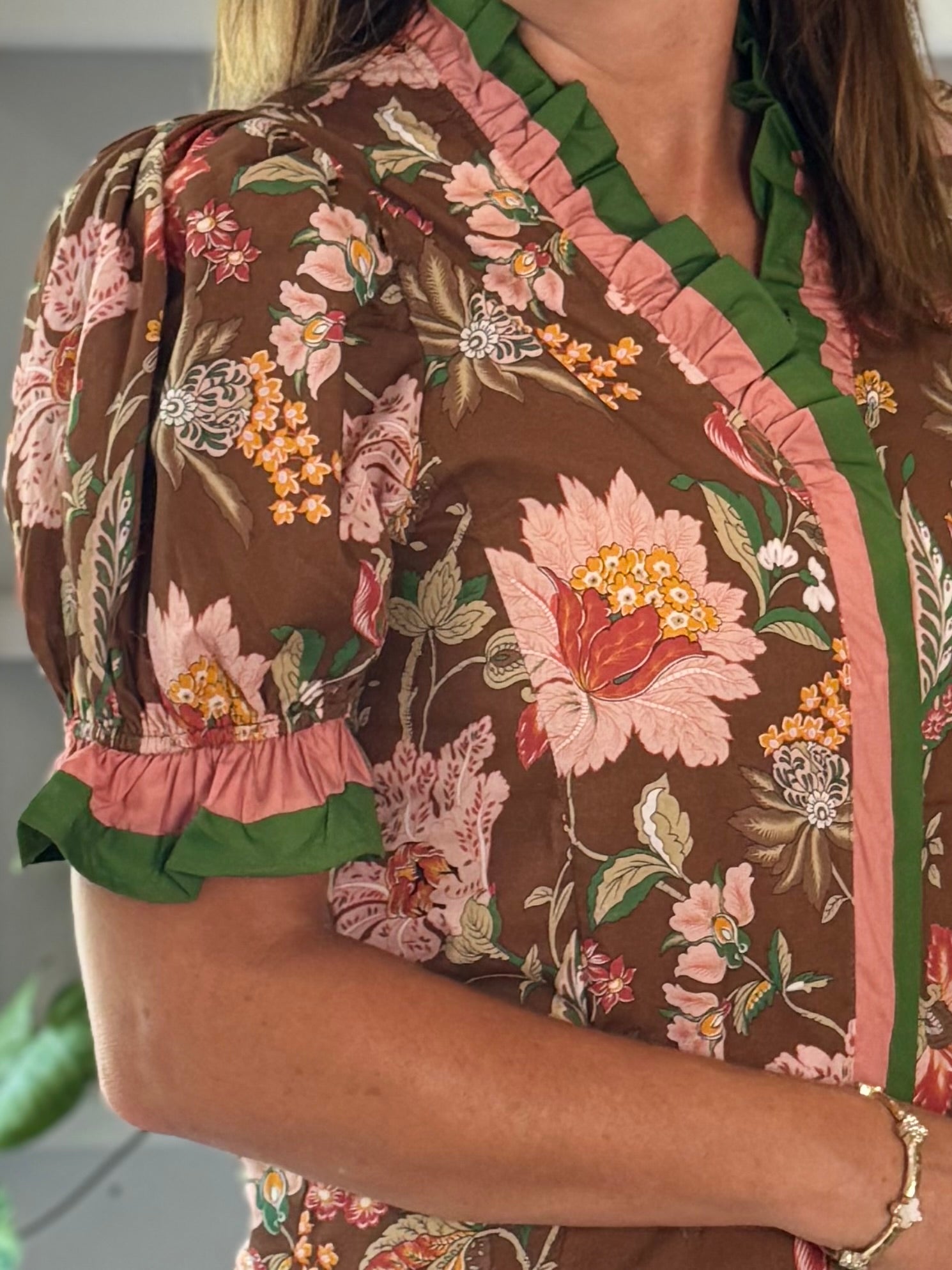 Floral Edge Contrast Top