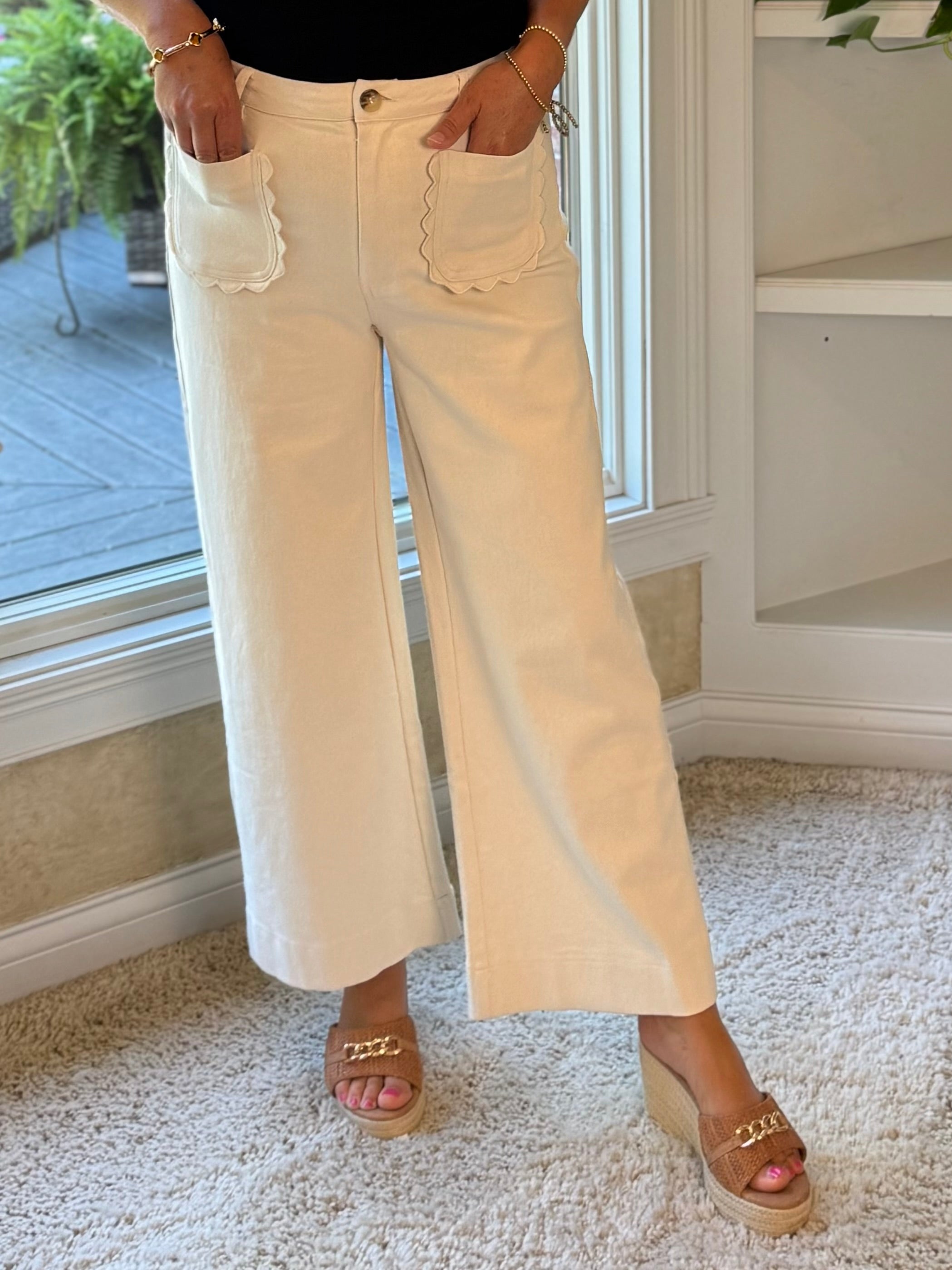 Scallop Pocket High-Rise Wide Leg Ankle Pants - Ecru