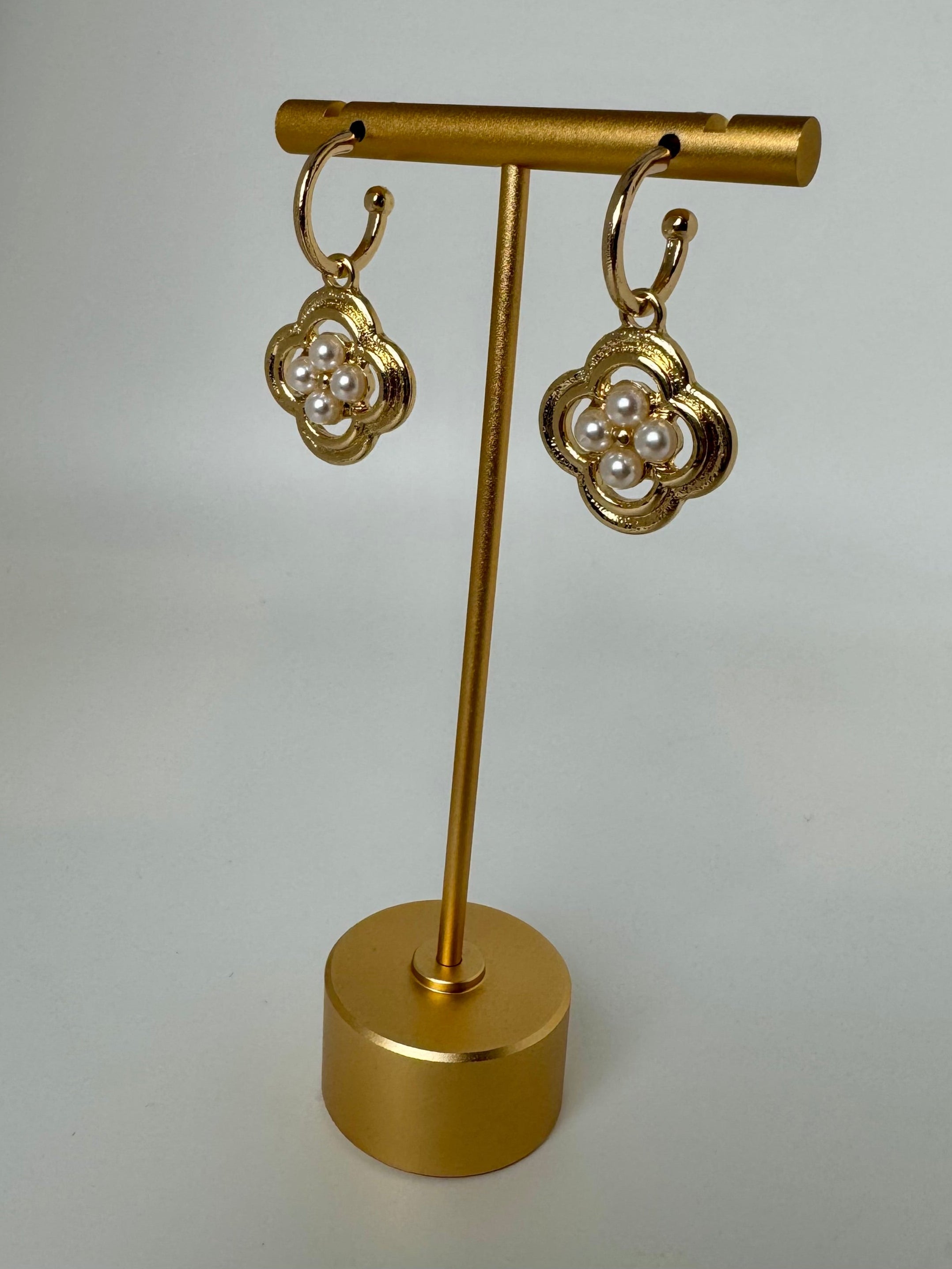 Pearl Clover Hoop Earrings