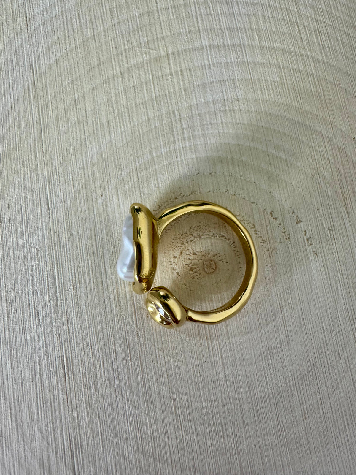 Pearl Essence Adjustable Ring
