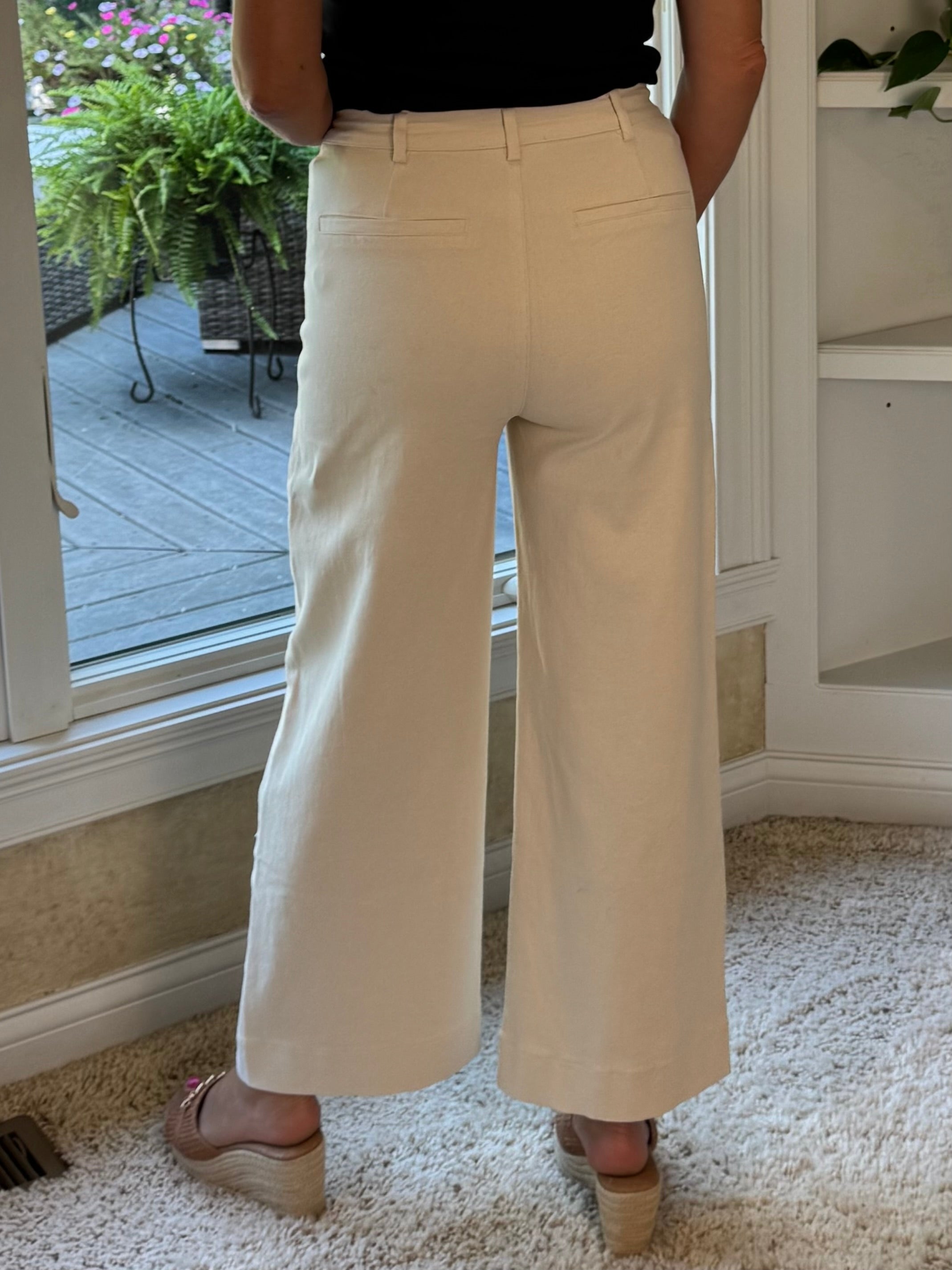 Scallop Pocket High-Rise Wide Leg Ankle Pants - Ecru