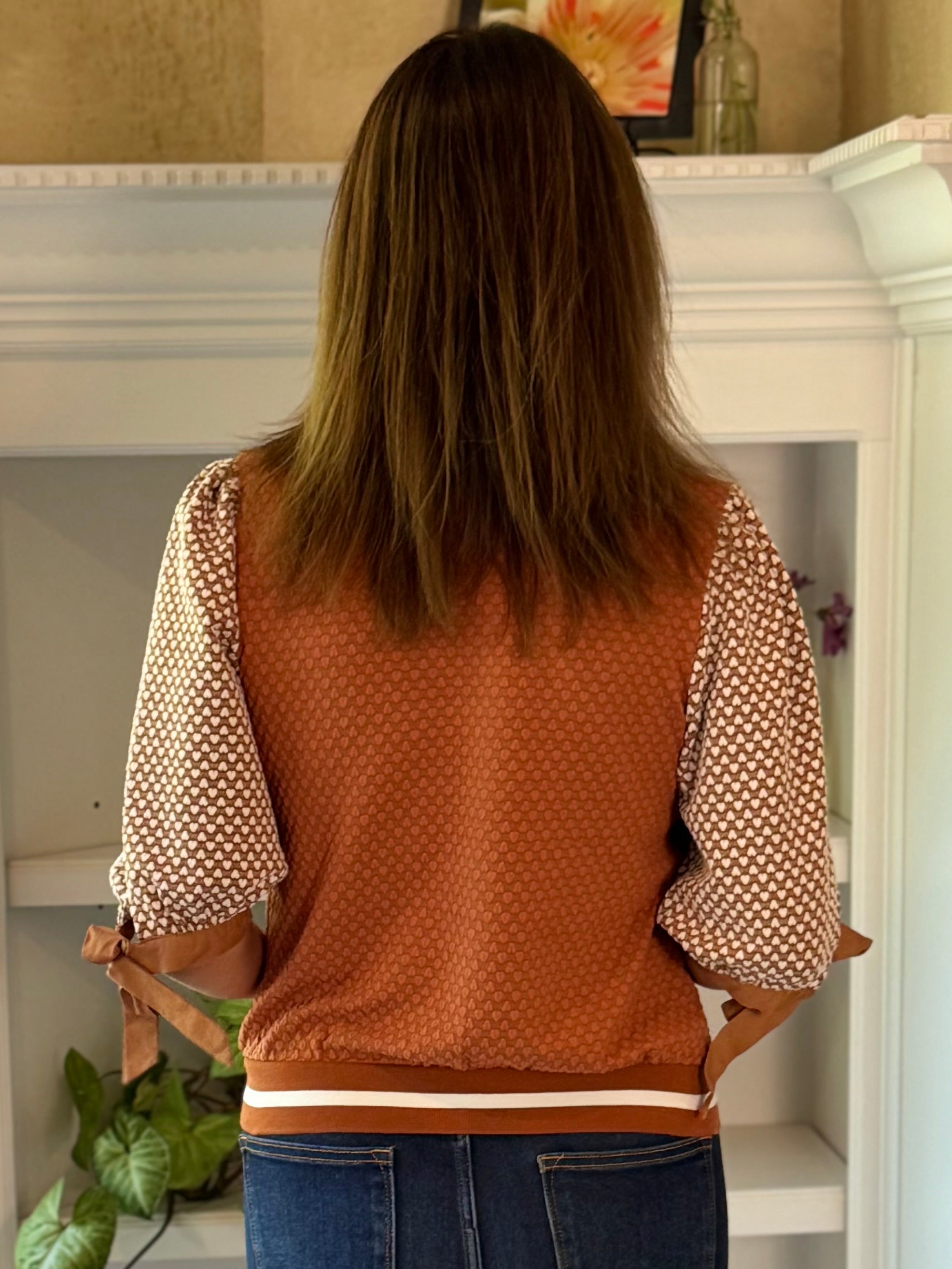 Amber Essence Top