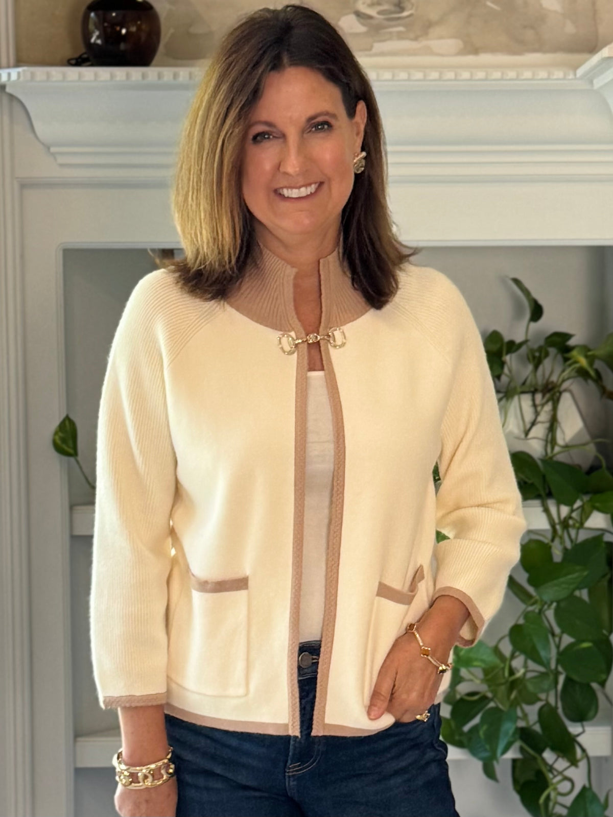 Distinctive Details Contrast Cardigan