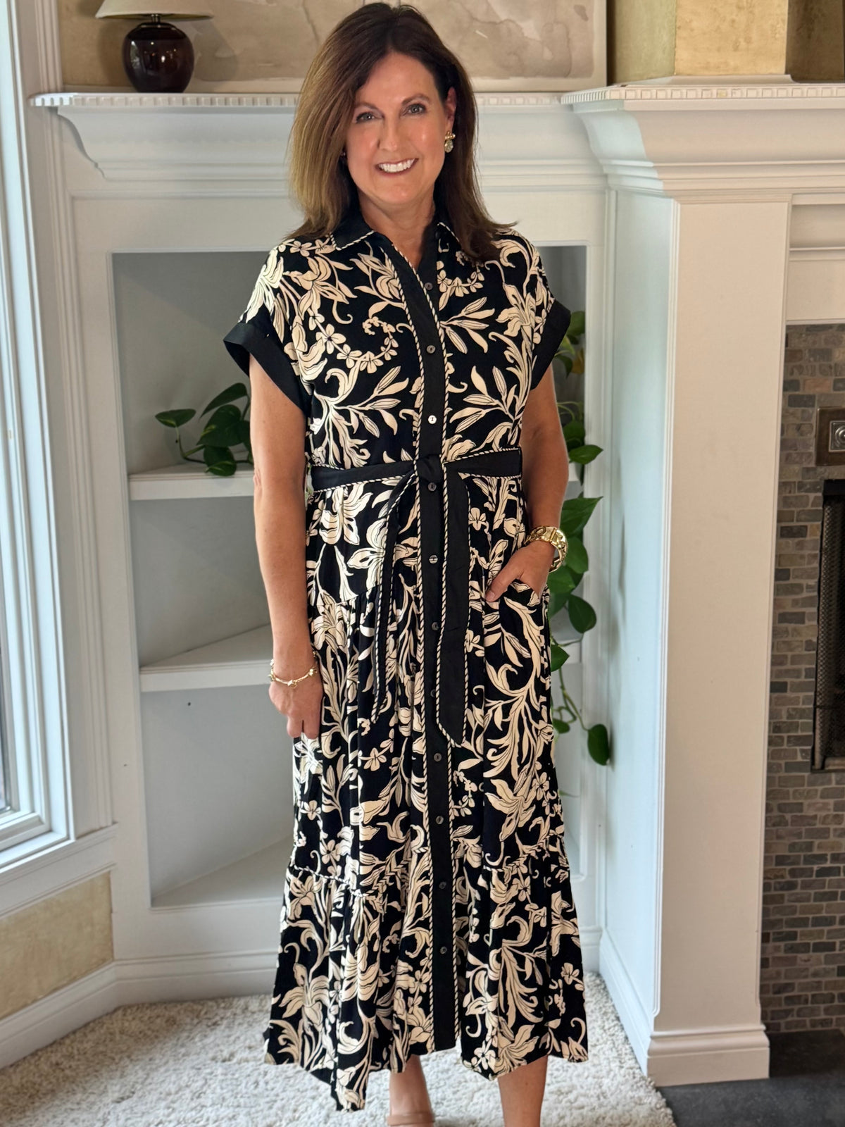 Make an Entrance Midi Dress