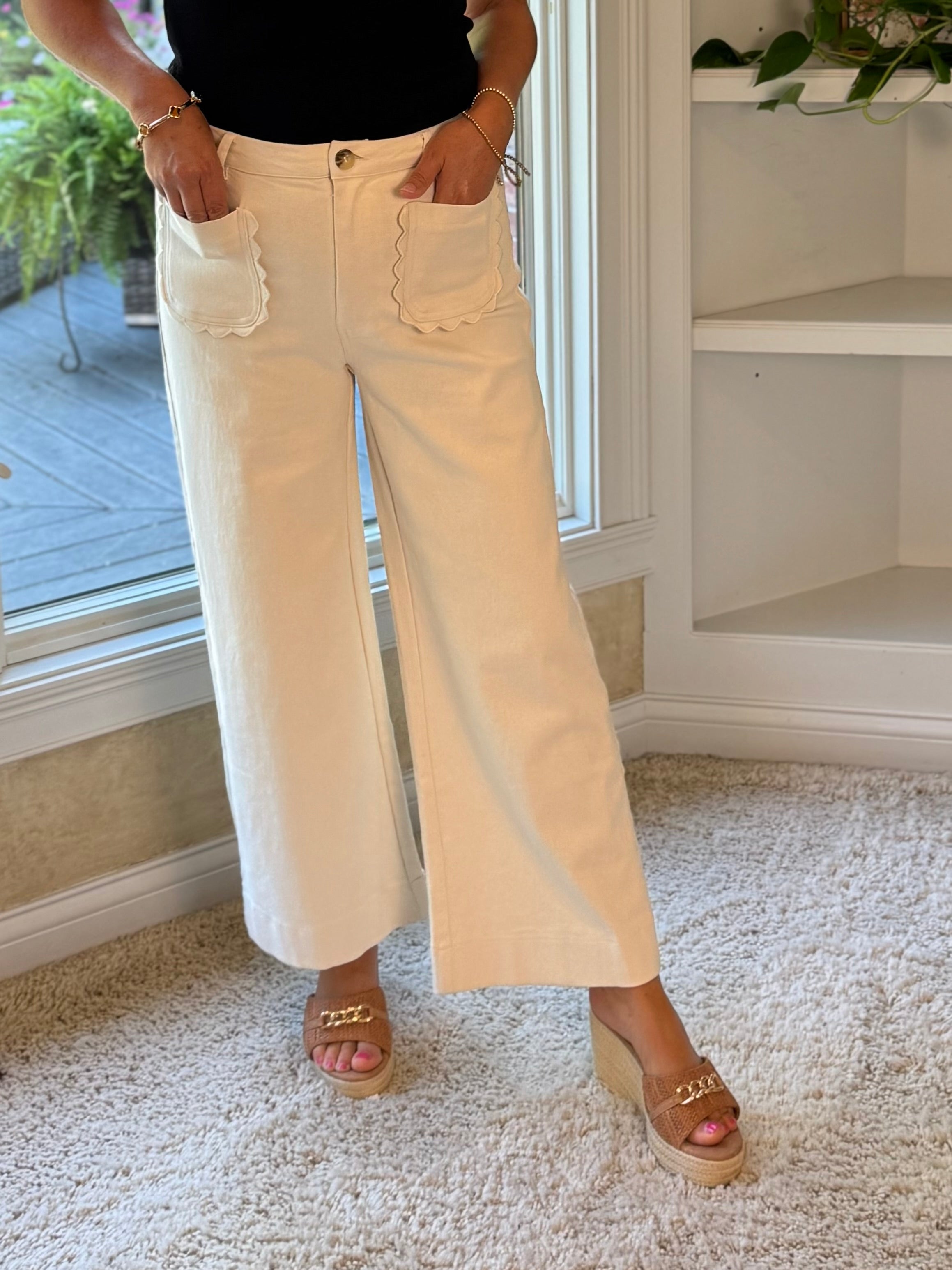 Scallop Pocket High-Rise Wide Leg Ankle Pants - Ecru