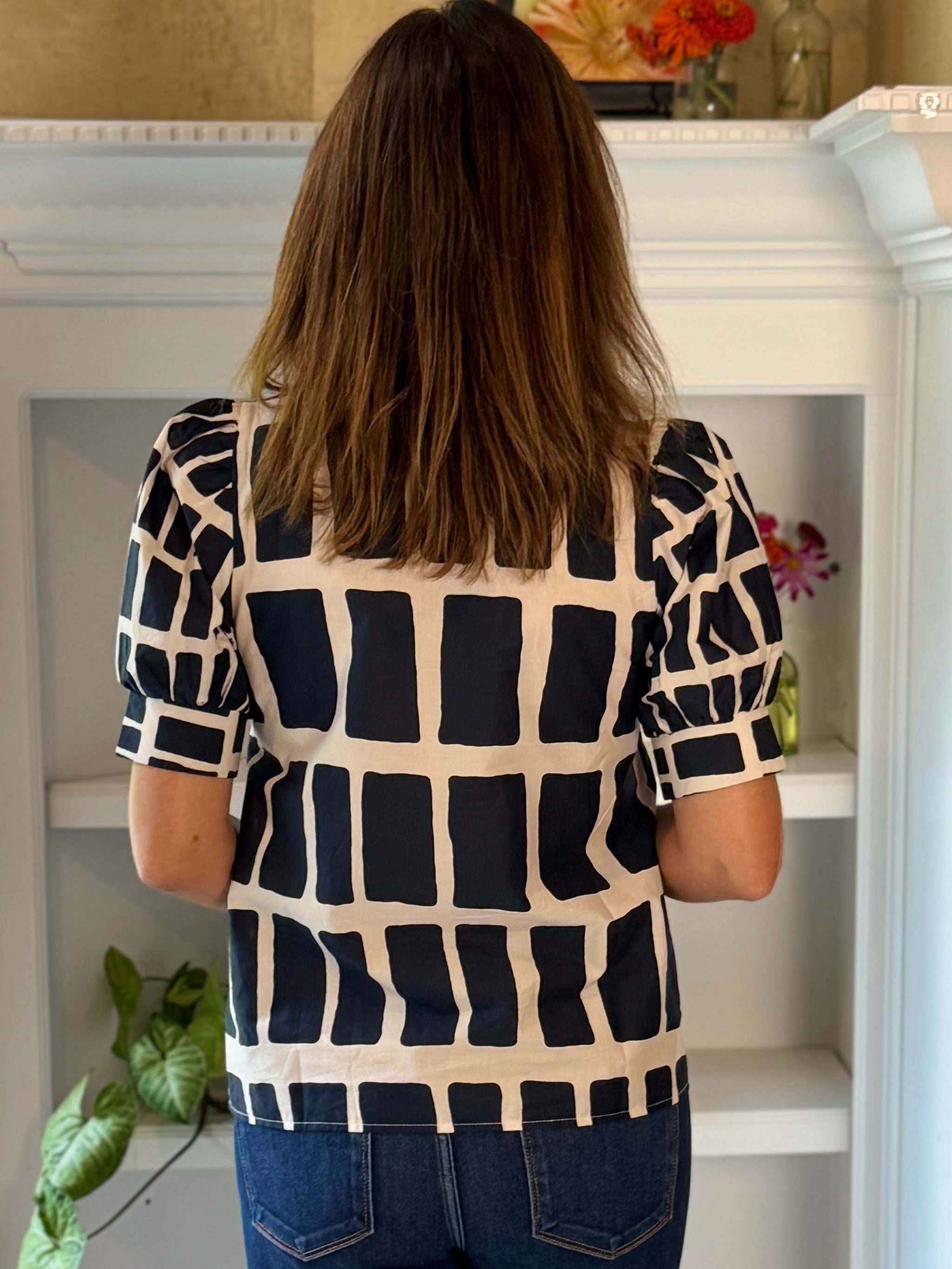 Bold Lines Top