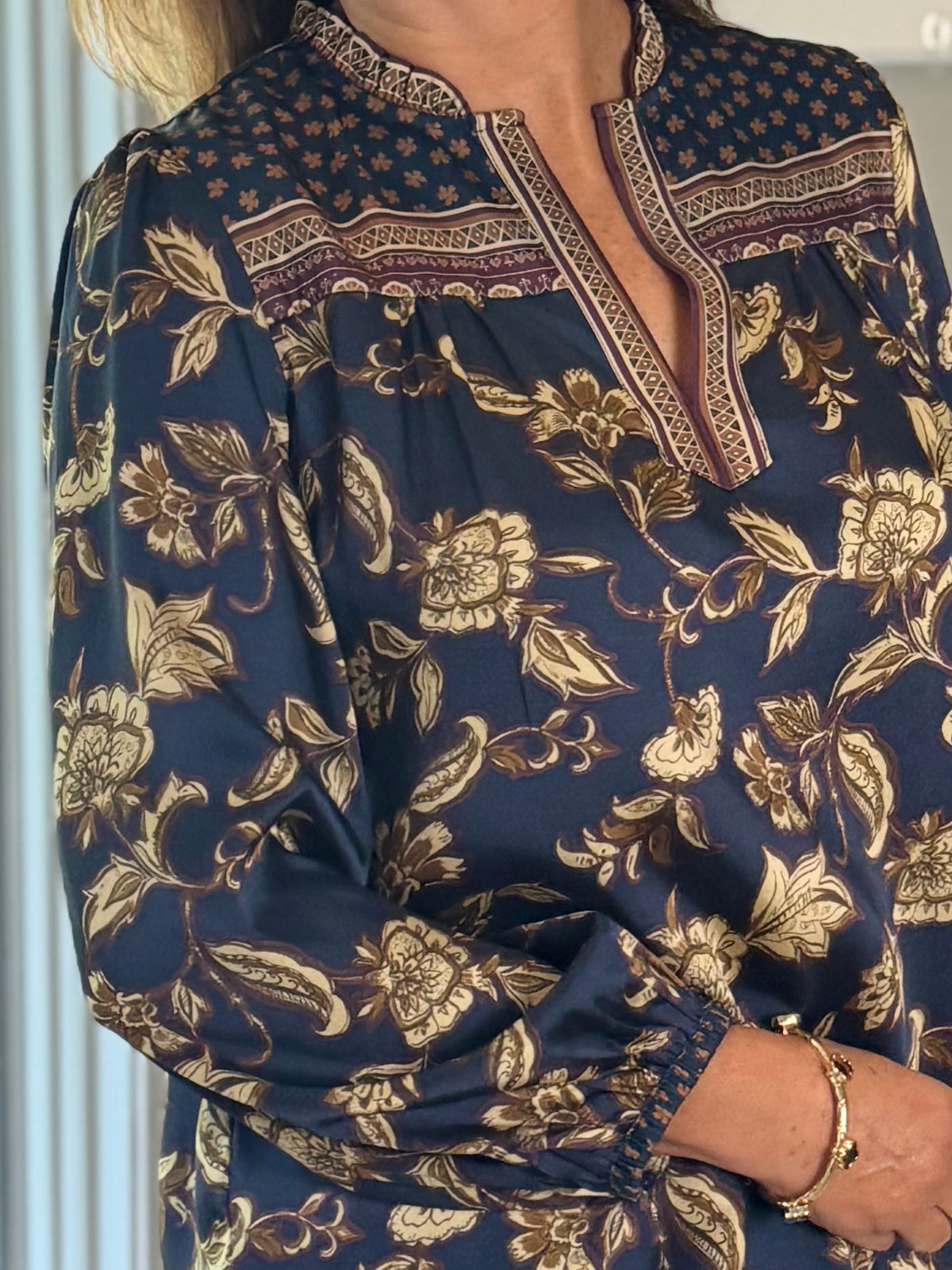 Current Air Signature Style Floral Blouse