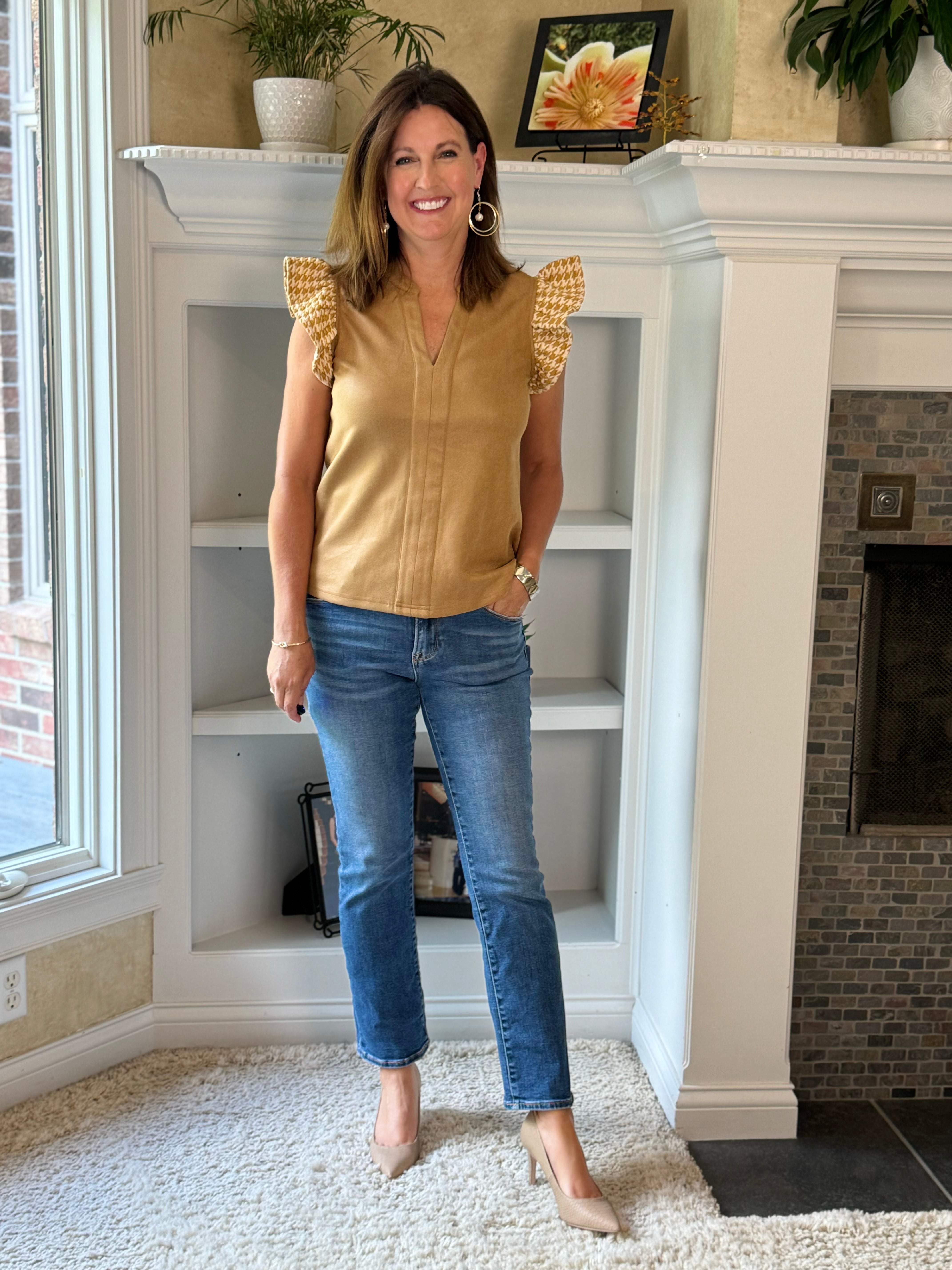 Textured Delight Houndstooth Top - Taupe
