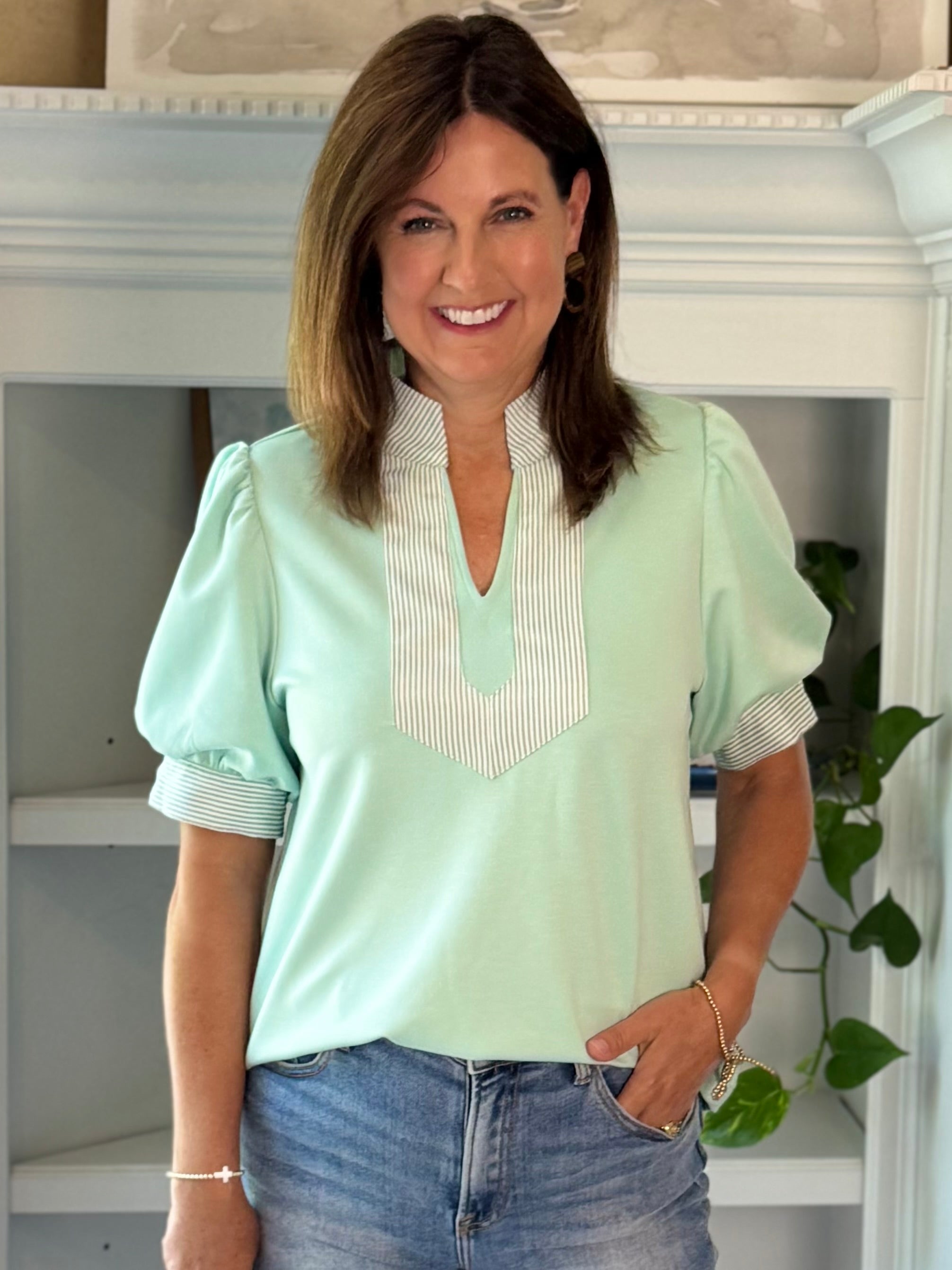 Timeless Contrast Top - Mint