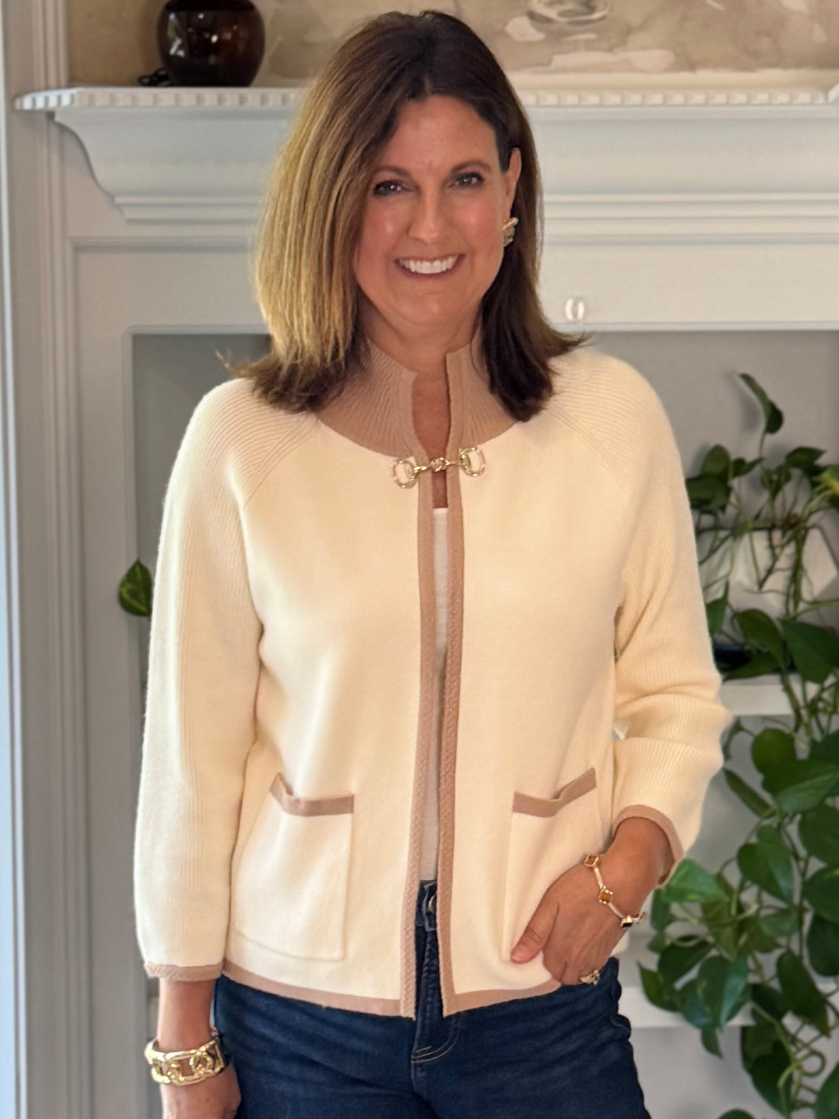Distinctive Details Contrast Cardigan