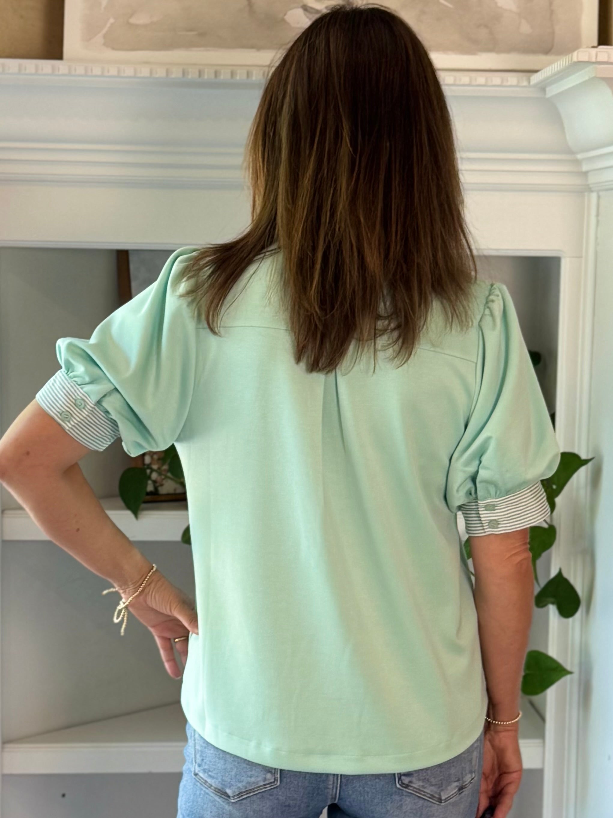 Timeless Contrast Top - Mint